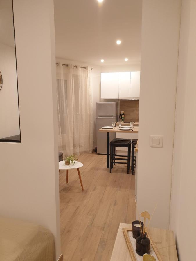 Charmant Studio Avec Coin Nuit - Vieille Ville Climatise Menton Ngoại thất bức ảnh