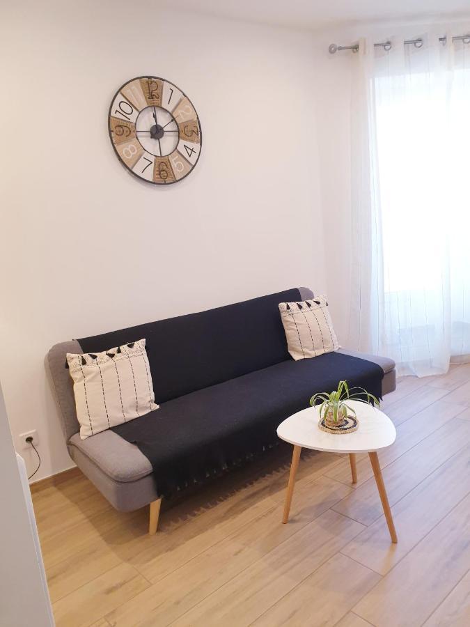 Charmant Studio Avec Coin Nuit - Vieille Ville Climatise Menton Ngoại thất bức ảnh